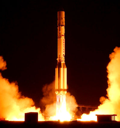 ILS photo of the launch of the Proton rocket before its 300th flight